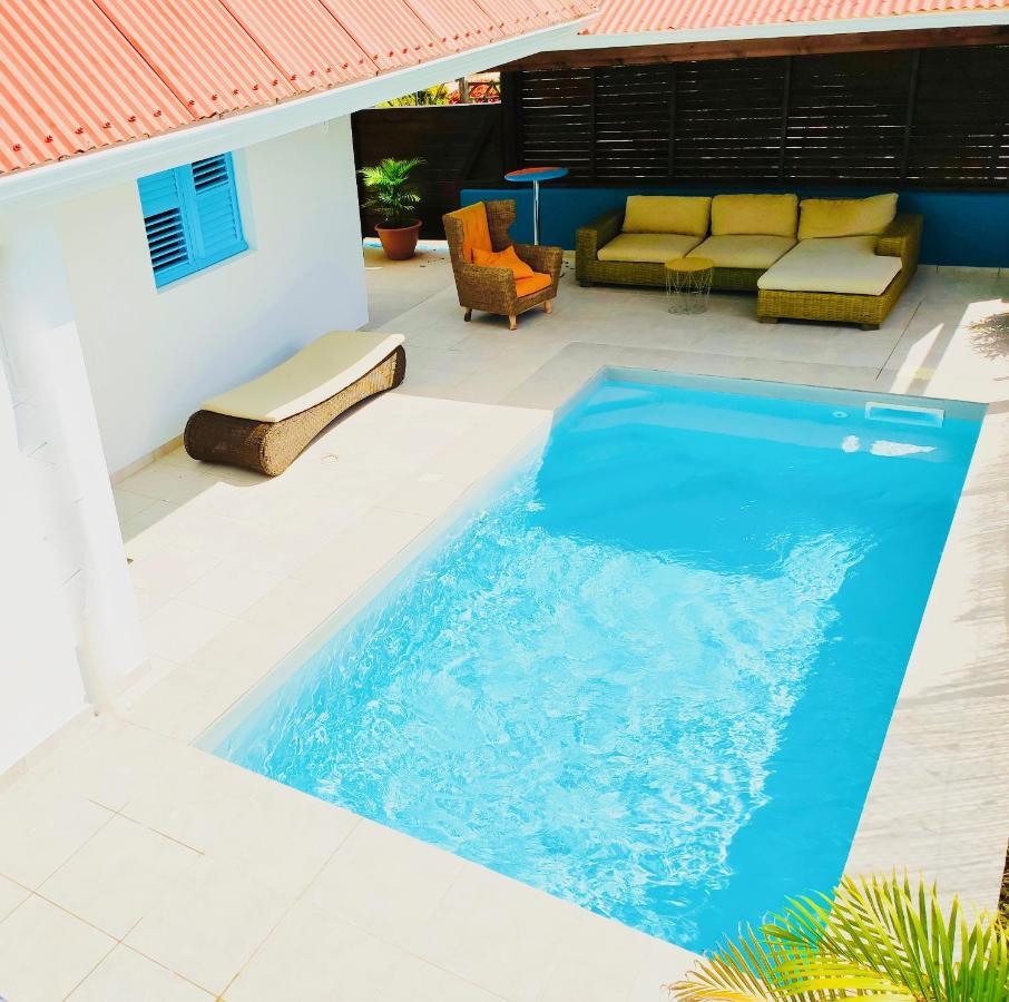 Location Maison Bleue Avec Piscine Privative Au Carbet Martinique Le Carbet Eksteriør billede